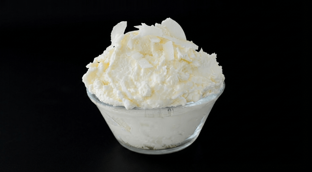 Panna montata di cocco