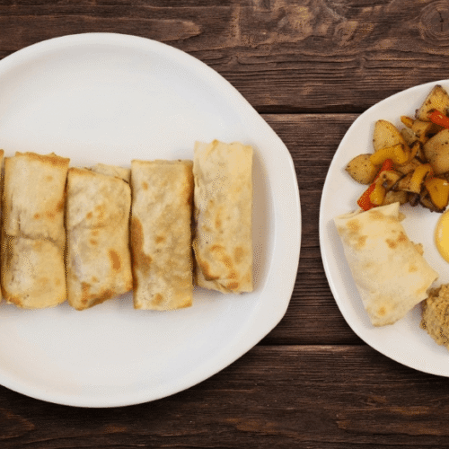 Involtini primavera con hummus di lenticchie e maionese all’aquafaba