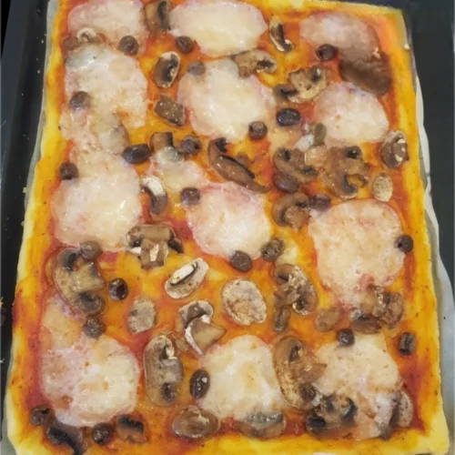 Pizza gluten free con mozzarisella veloce autoprodotta