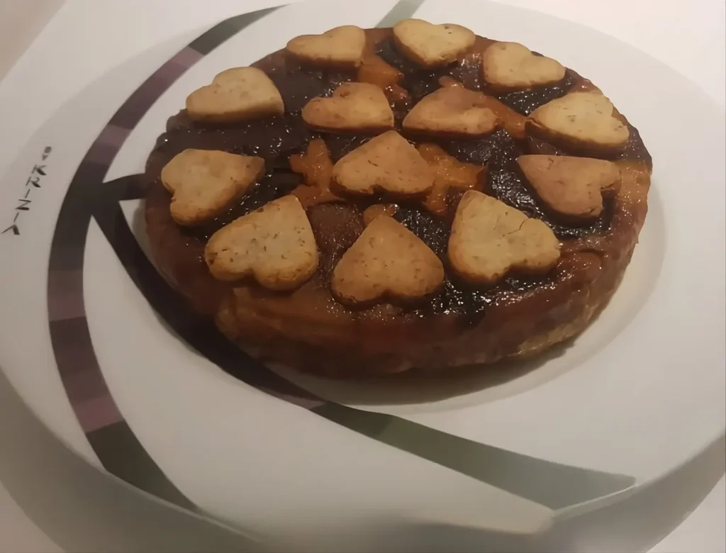 Vegan tarte tatin di mele gluten free rivisitata con crema di kaki mela