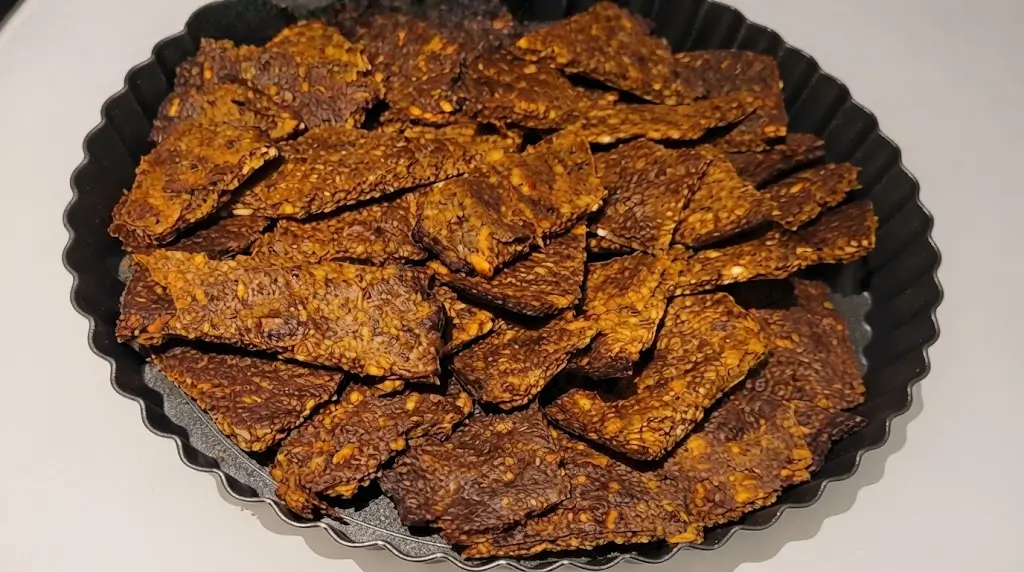Crackers di riso soffiato e semi misti al gusto pizza