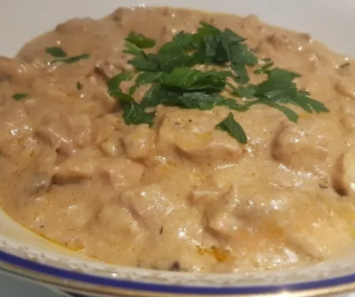 Stroganoff vegano di jackfruit