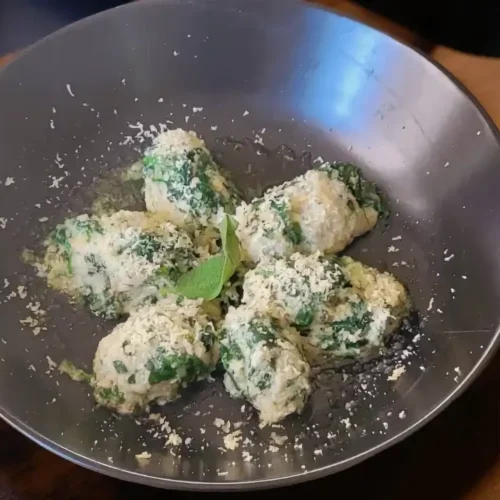 Lo strozzapreti : gli strangolapreti medievali in versione moderna e vegana