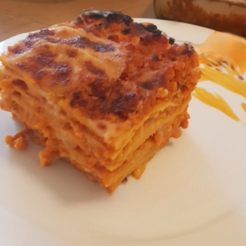 Lasagne con farina di ceci e ragù di soia