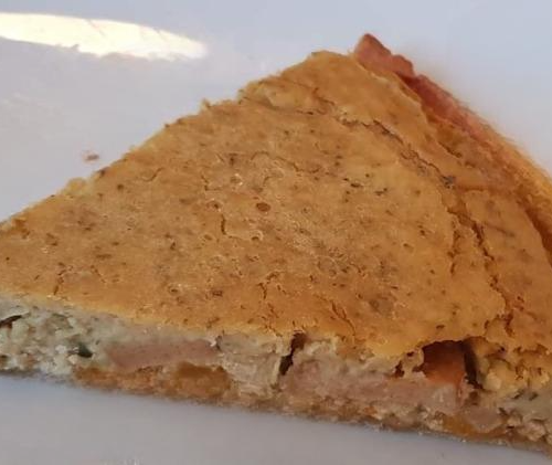 Torta salata con verdure saltate e ricotta di soia
