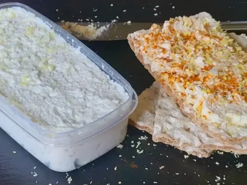 "Mandorlino" : spalmabile crudista di mandorle