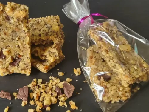 Barrette energetiche crudiste frutta secca, arachidi e agrumi