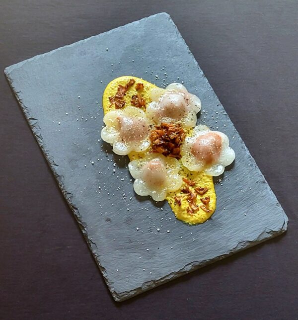 RICETTA PRIMO PIATTO GOURMET DI AGOSTO - Raviolini di Cristallo Carbonara Vegan