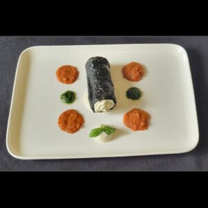 RICETTA ANTIPASTO GOURMET DI AGOSTO - Cannolo Melanzana Affumicata e Ricotta