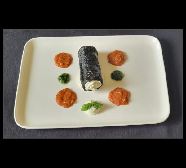 RICETTA ANTIPASTO GOURMET DI AGOSTO - Cannolo Melanzana Affumicata e Ricotta