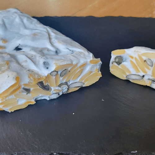Tempeh fatto in casa: lupini, semi di zucca e profumo d’arancia