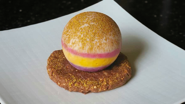 RICETTA DESSERT GOURMET DI SETTEMBRE – Mini cheesecake arcobaleno con cuore a 3 strati