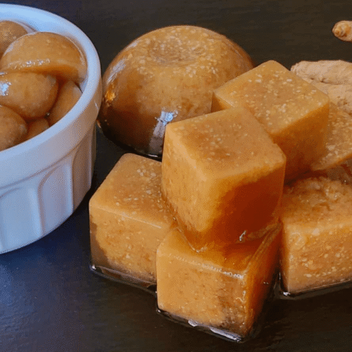 Brodo vegetale di miso in gelatina , vegan e umami