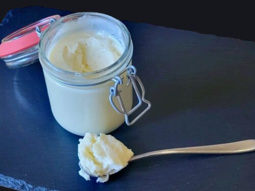 Barattolino skyr vegano cremoso e bianco