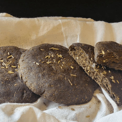 IL PANE DEI PELLEGRINI: focaccine di canapa , la ricetta dimenticata del 1300 (Solo 3 ingredienti)
