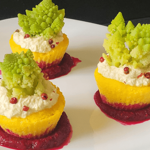 Nidi di polenta con ricotta di soia e cavolo romanesco