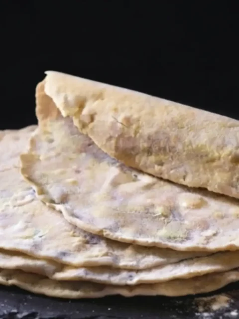 Piadine allo yogurt morbidissime ,facili e veloci: solo 3 ingredienti