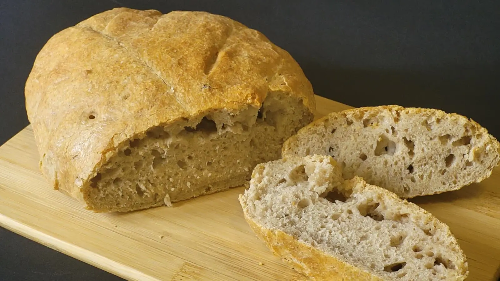 Il toscano senza sale,il pane sciocco di radici medievali